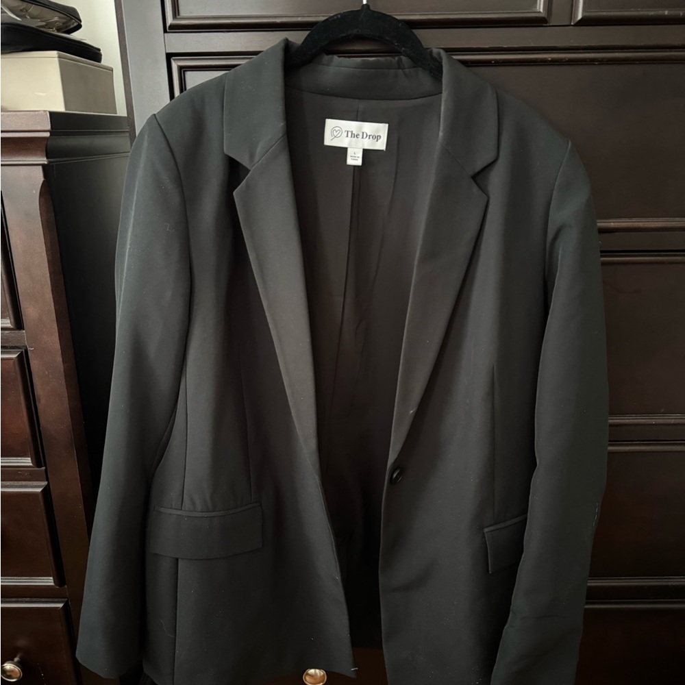 The Drop Black Blazer